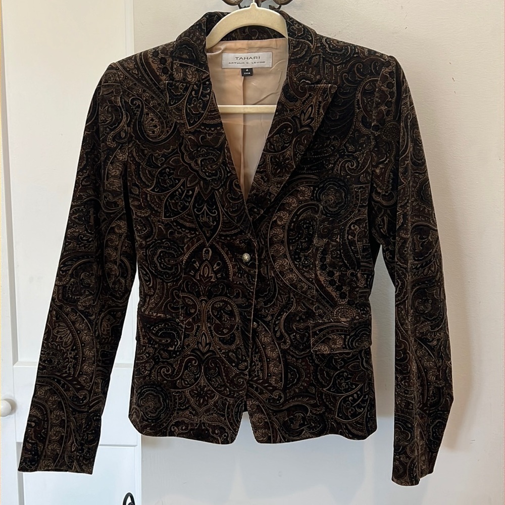 Tahari Blazer Corduroy Brown Paisley
